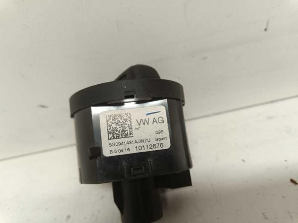 COMMODO PHARE VW GOLF 7/ TOURAN/ TIGUAN/ POLO/ SPORTSVAN/ SKODA SUPERB/ KODIAQ/ KAROQ - Vue 3